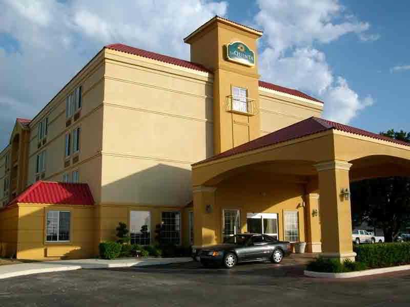 La Quinta Inn & Suites تولسا المظهر الخارجي الصورة