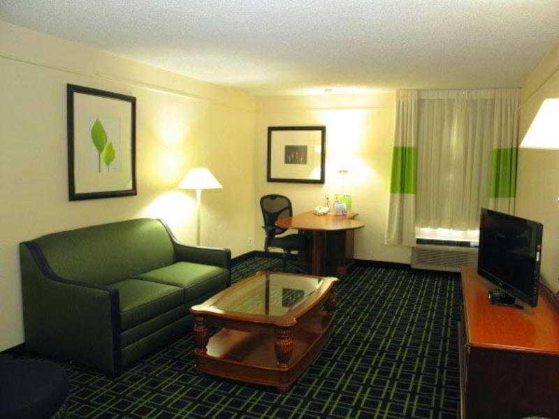 La Quinta Inn & Suites تولسا الغرفة الصورة